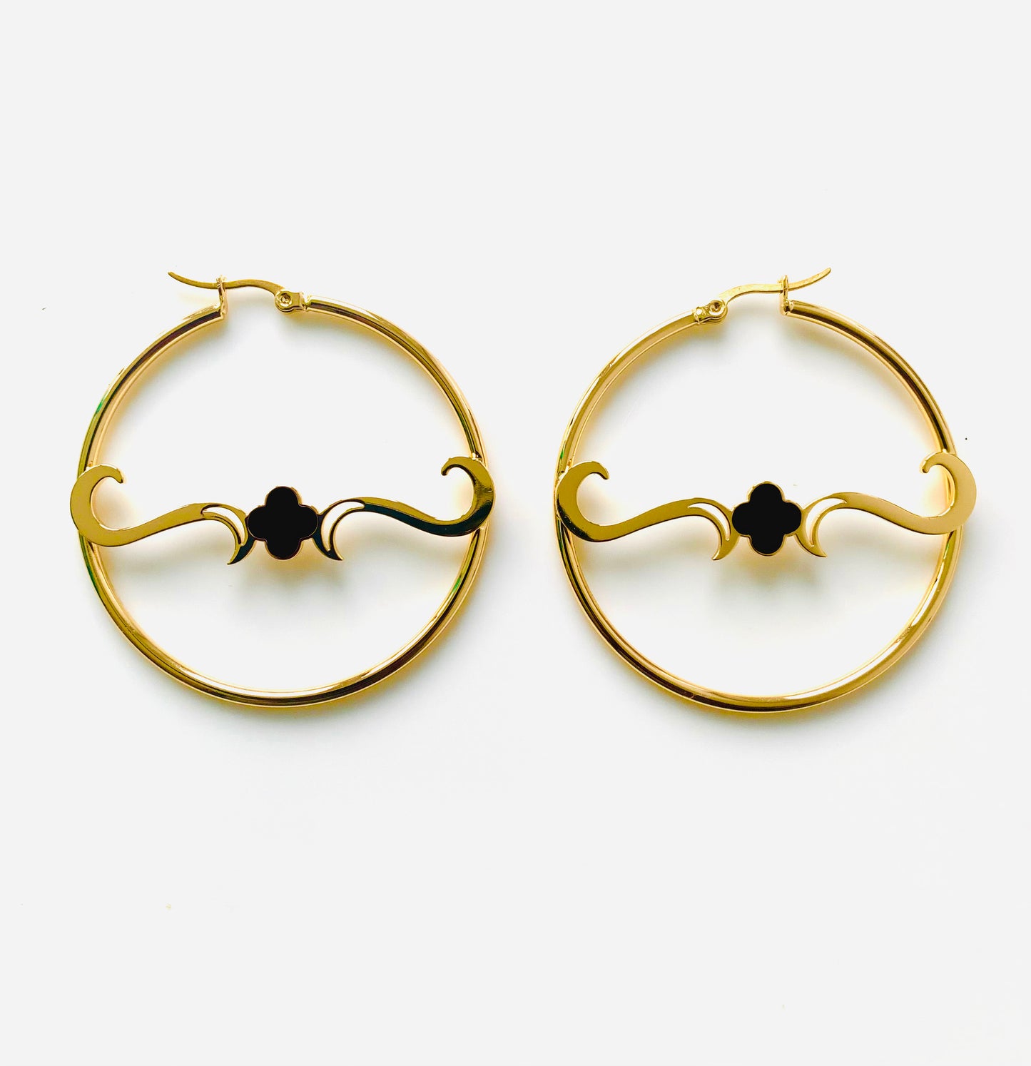 Hoop Clover Earrings