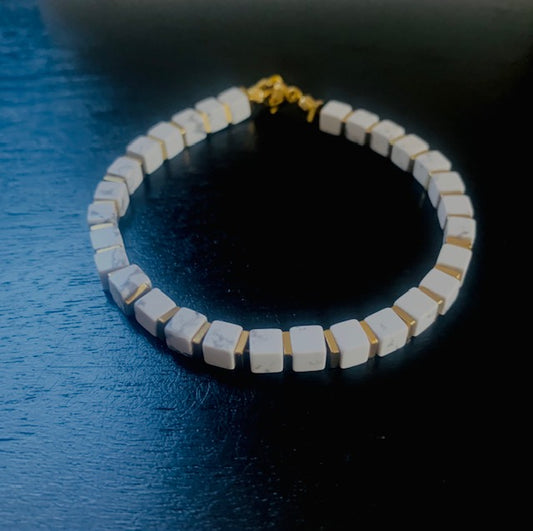 Howlite Handmade Cube Bead Bracelet 4MM