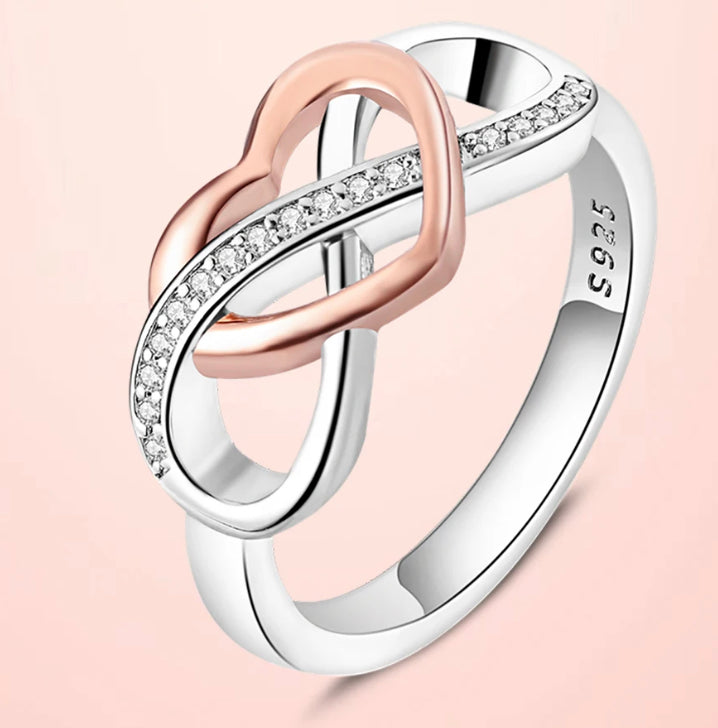 Anillo de esterling de infinito amor