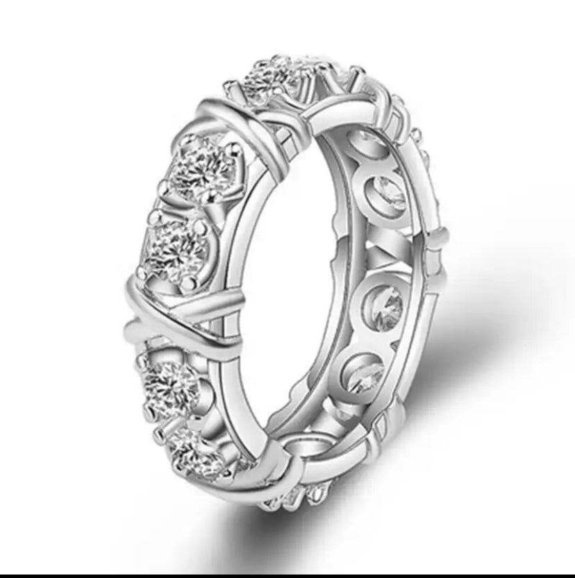 Exclusive Eternity X ring