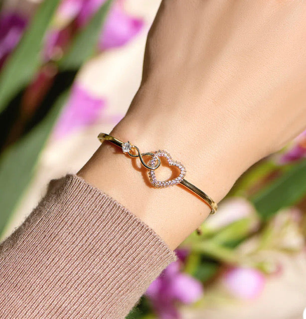 ALWAYS IN MY HEART INFINITY HEART BRACELET