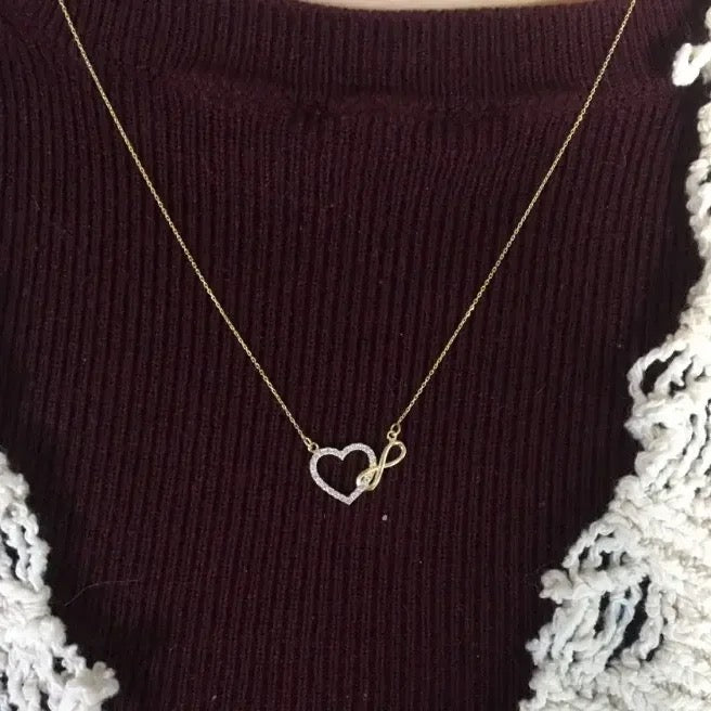 Toujours dans mon cœur Collier de coeur infini