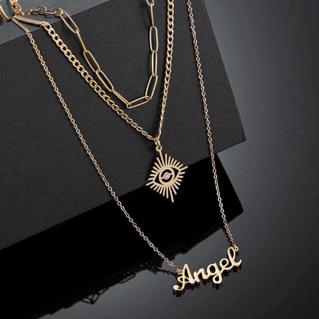 Exclusieve Angel Eye Layered Name ketting