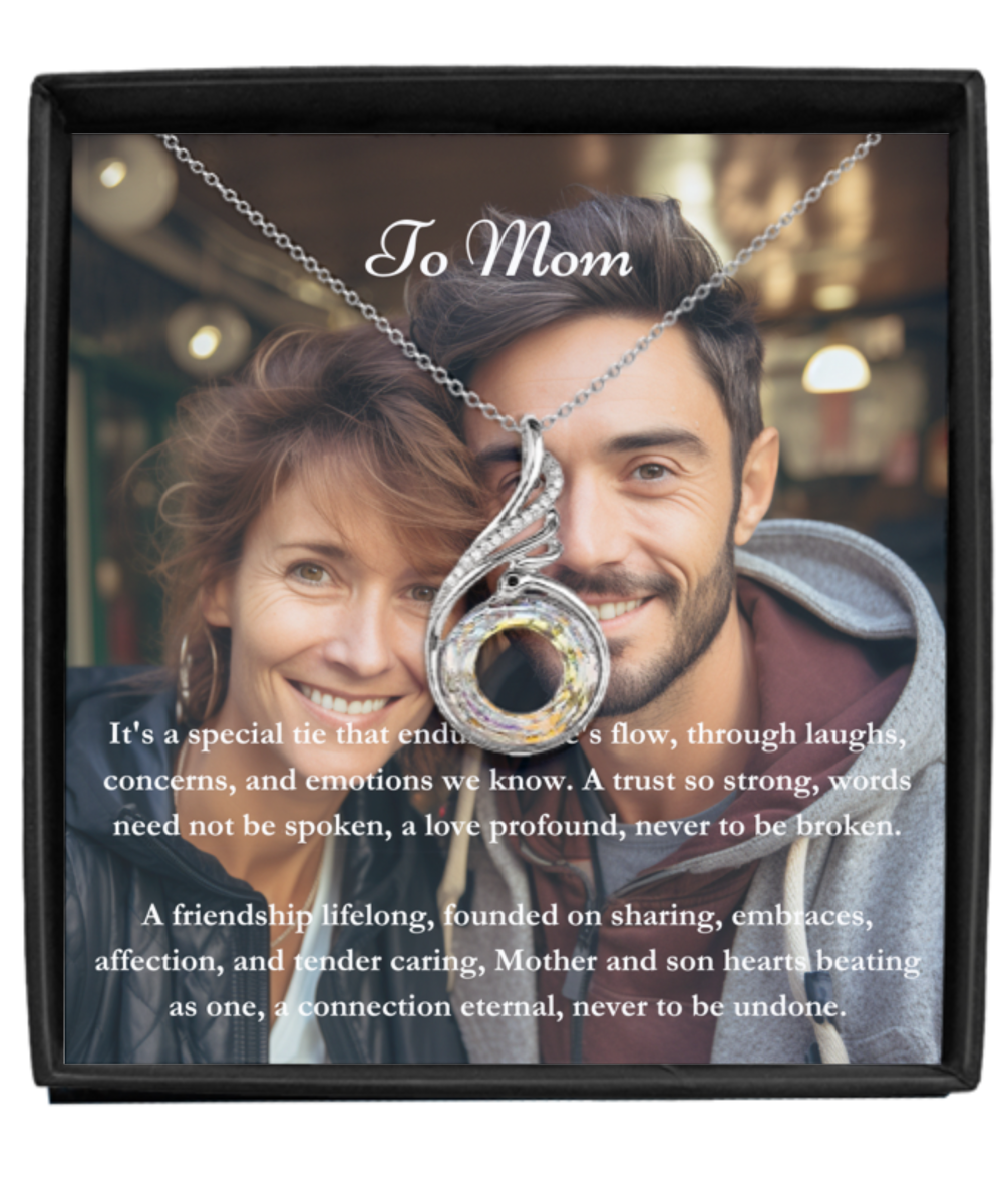 Carte de message maman et fils et collier Phoenix montant