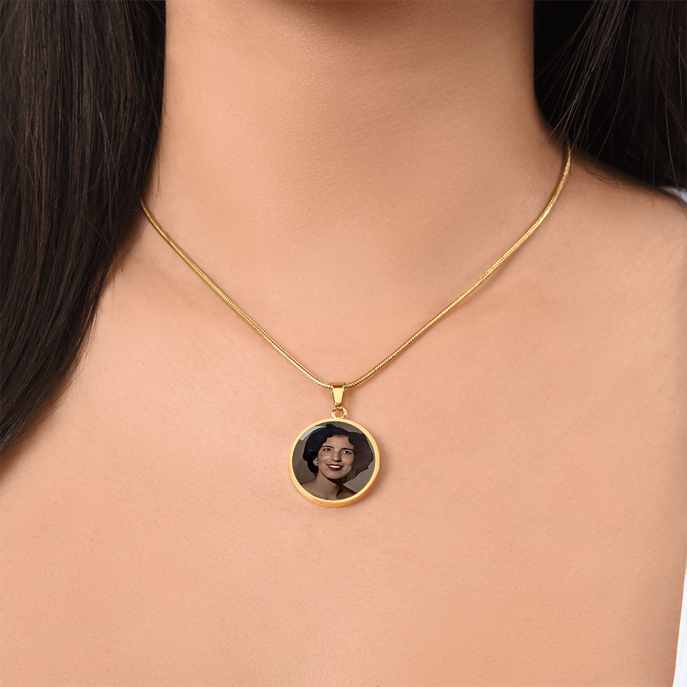 Personalized photo necklace & Multimedia Animated Photo