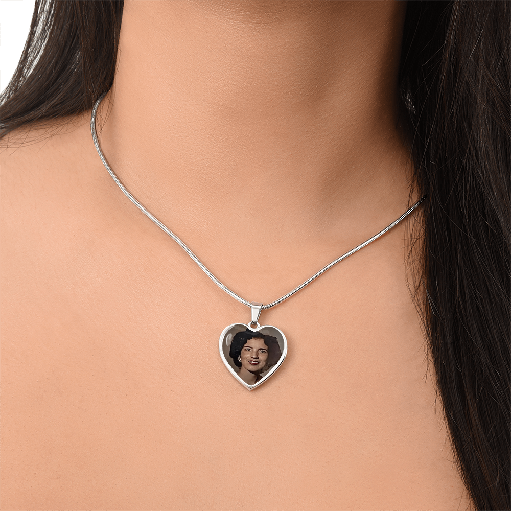 Personalized photo necklace & Multimedia Animated Photo