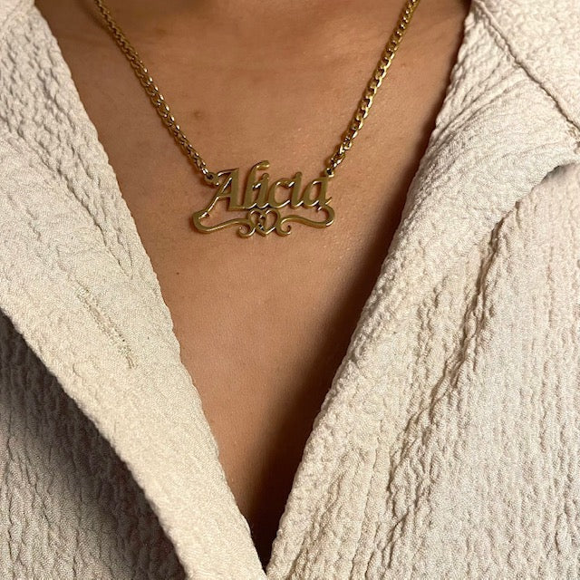 Exclusive Leo♌Heart Name Necklace.