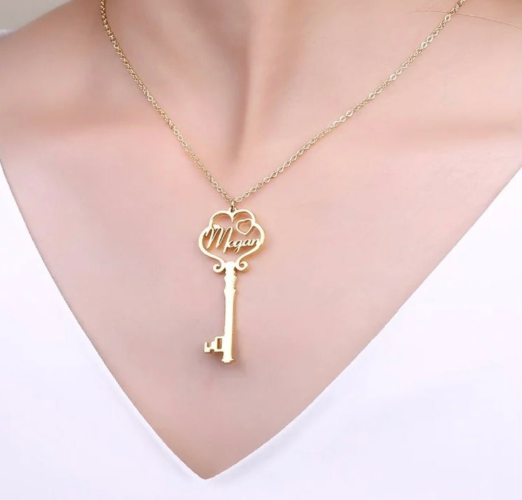 Nombre Collar Key